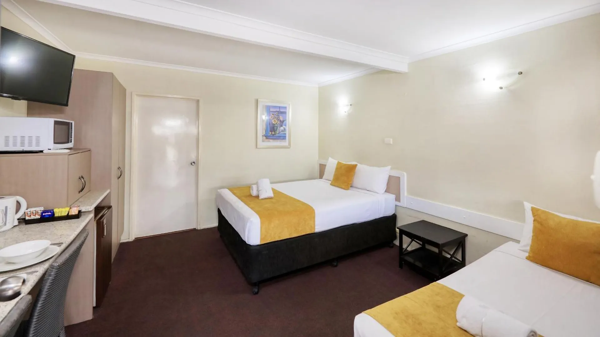 Biloela Centre Motel & Grevillea Steakhouse & Bar 3*,